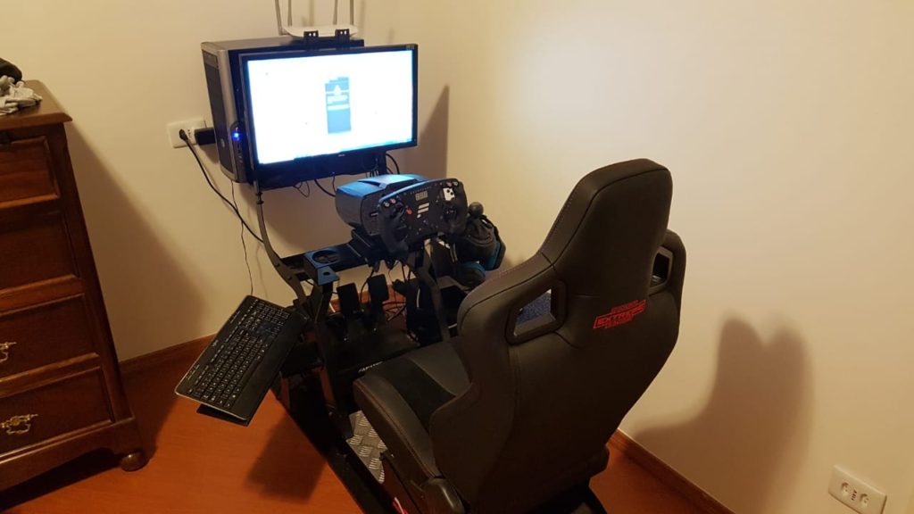 Cockpit piloto virtual Mogar Filho